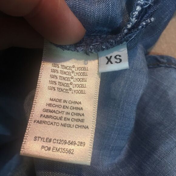 Cloth and stone denim look tunic laced neck top XS - Picture 5 of 5